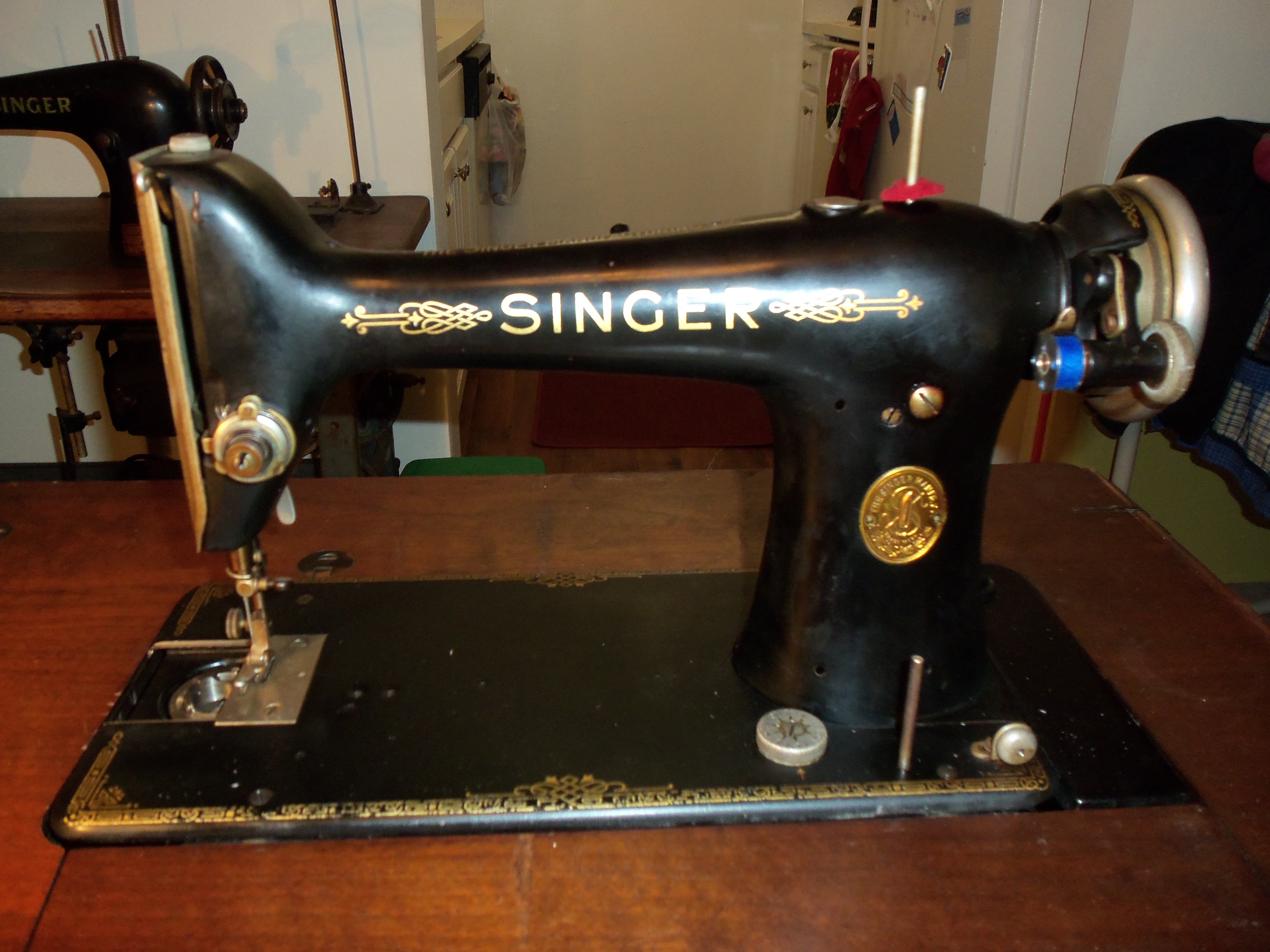 Singer sewing machine model number lookup